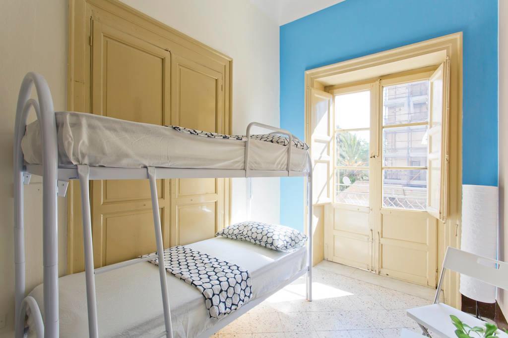 Sunshine Hostel Palermo Exterior foto