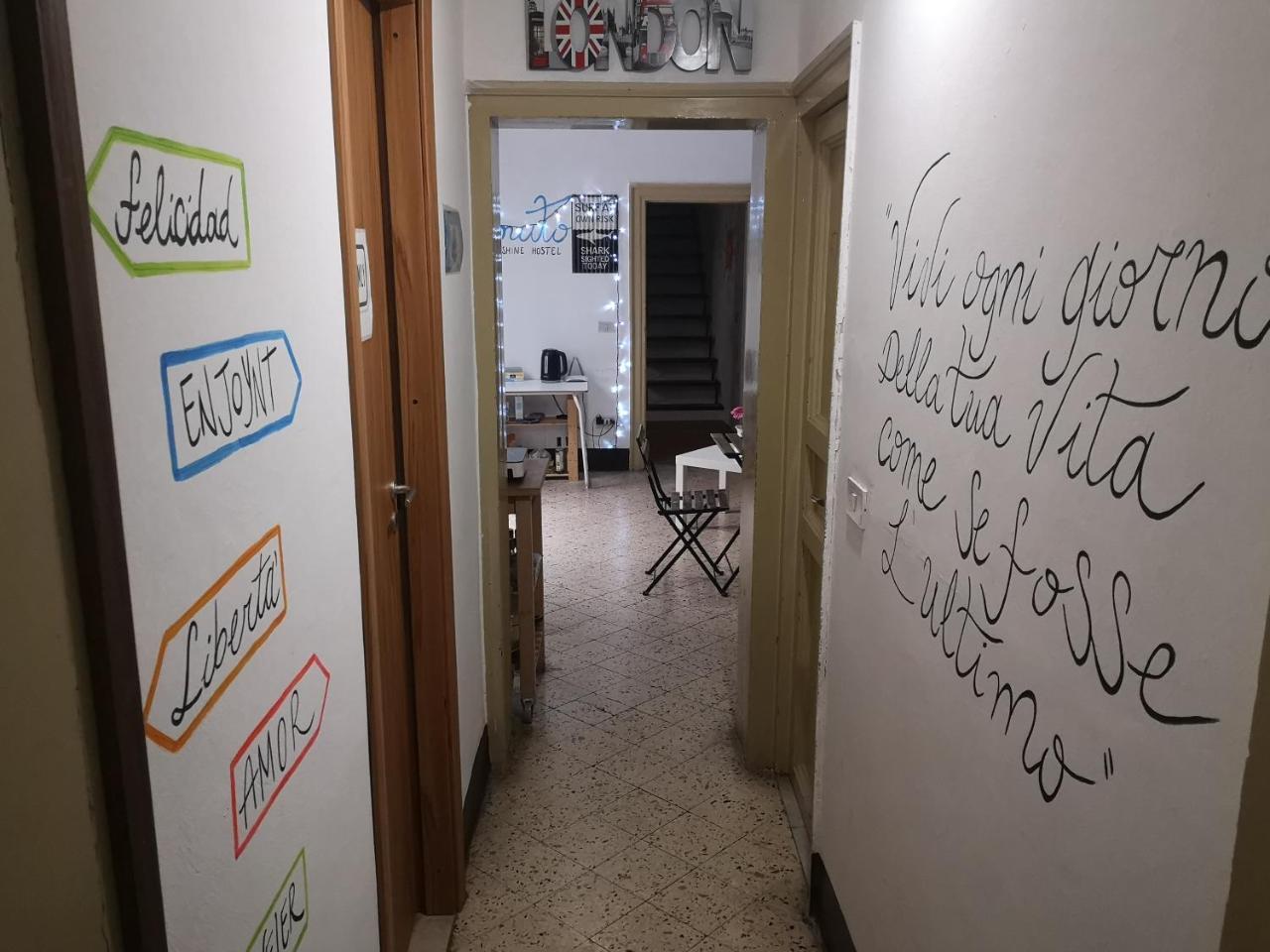 Sunshine Hostel Palermo Exterior foto
